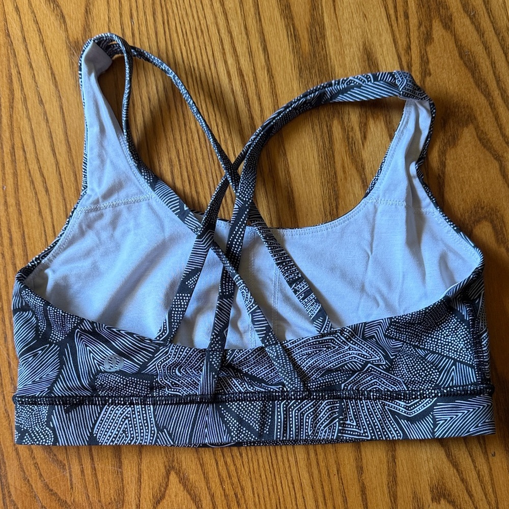 Women's Lululemon Black Patterned Sports Bra